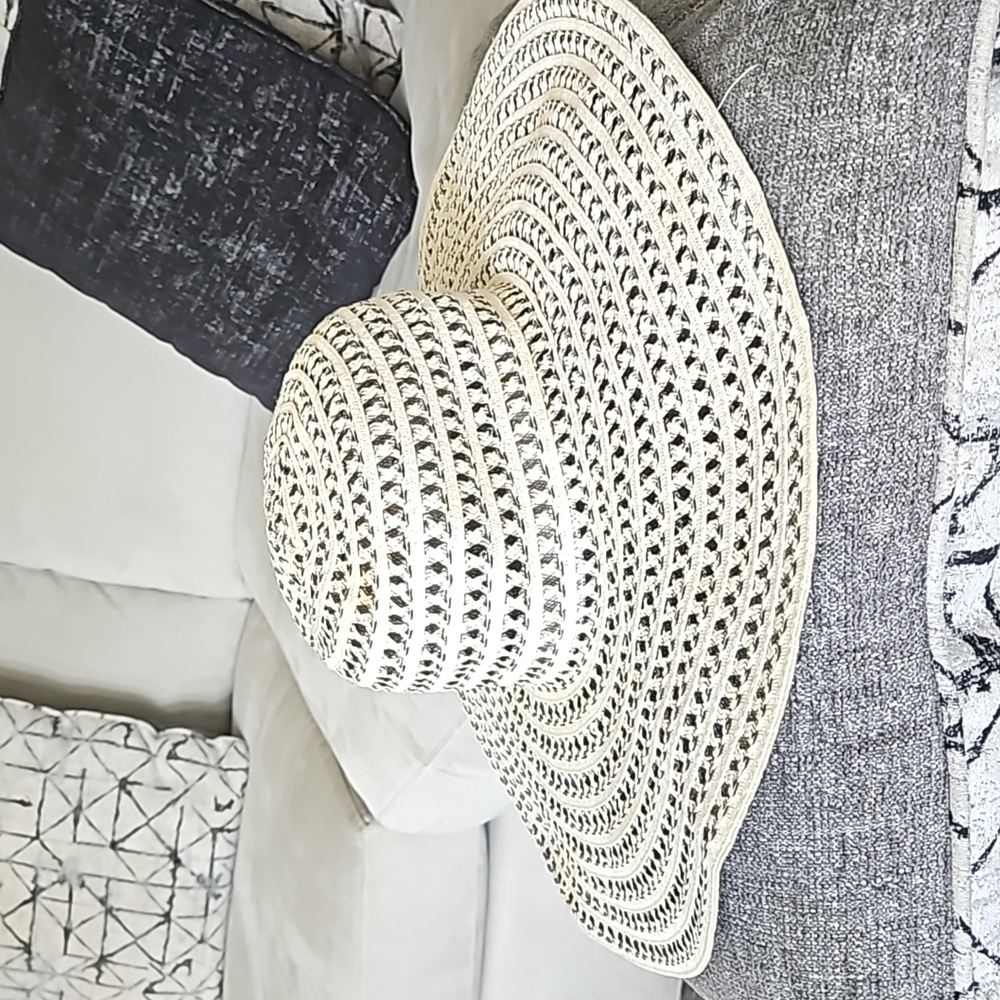 Karen Keith floppy straw hat